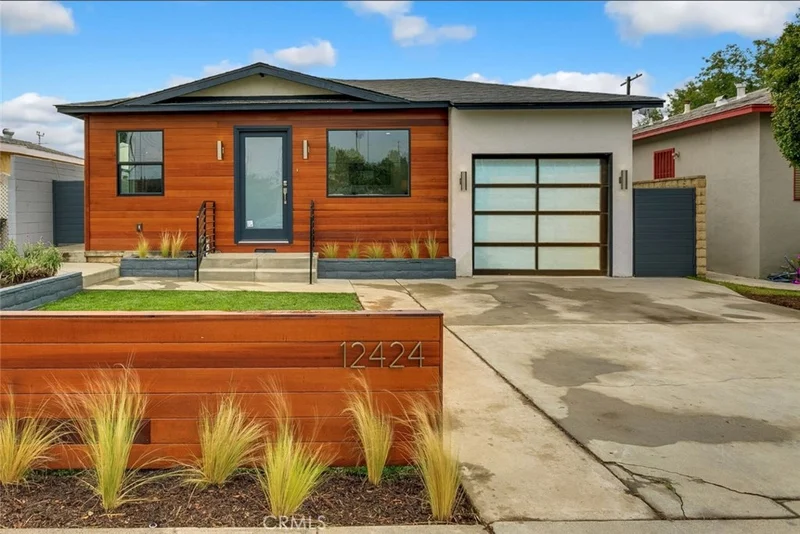 12424 Allin, Los Angeles, CA 90066