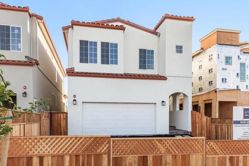 462 B, Colma, CA 94014