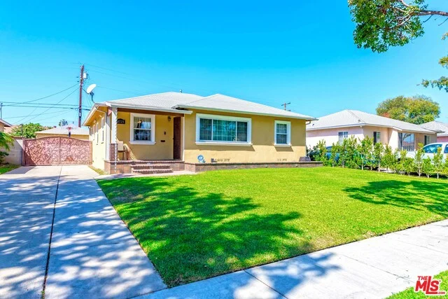 11725 Christopher, Inglewood, CA 90303