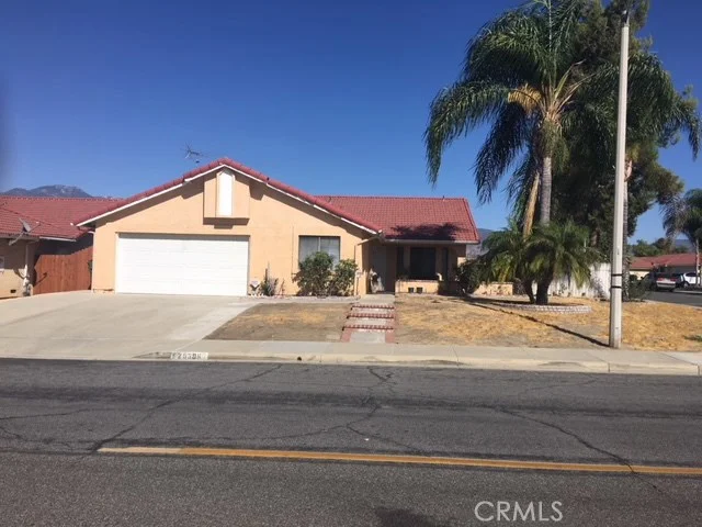 25396 Chicago, Hemet, CA 92544