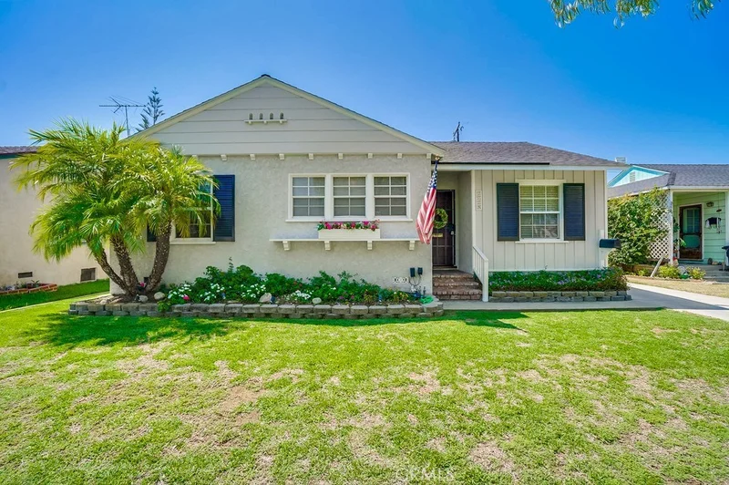 2728 Deerford, Lakewood, CA 90712