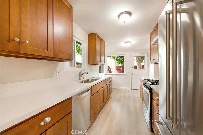 517 N Parkwood Street, Anaheim, CA 92801