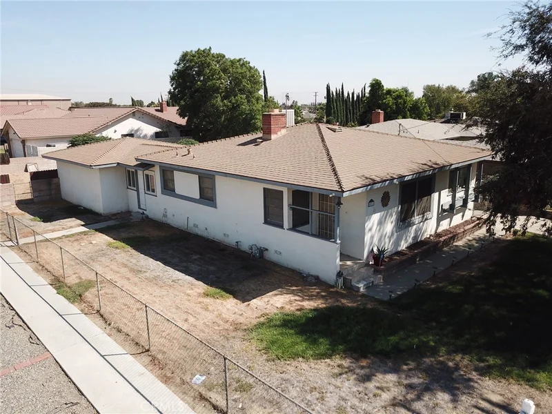 8911 Boxwood, Fontana, CA 92335
