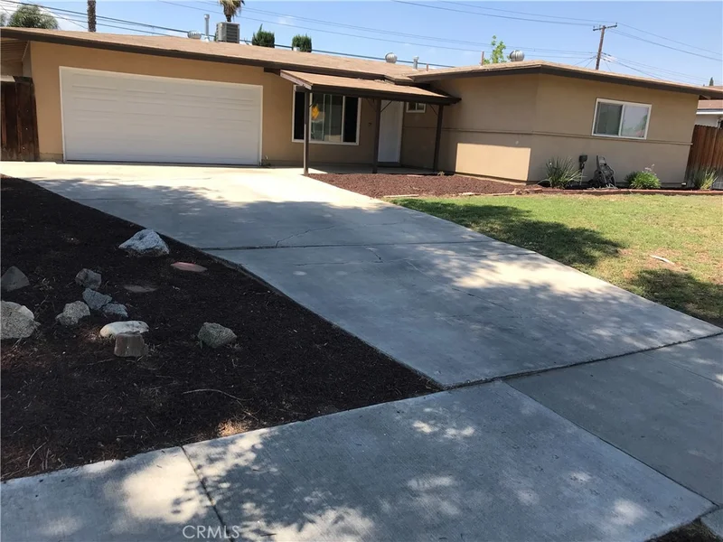 8815 Conway, Riverside, CA 92503