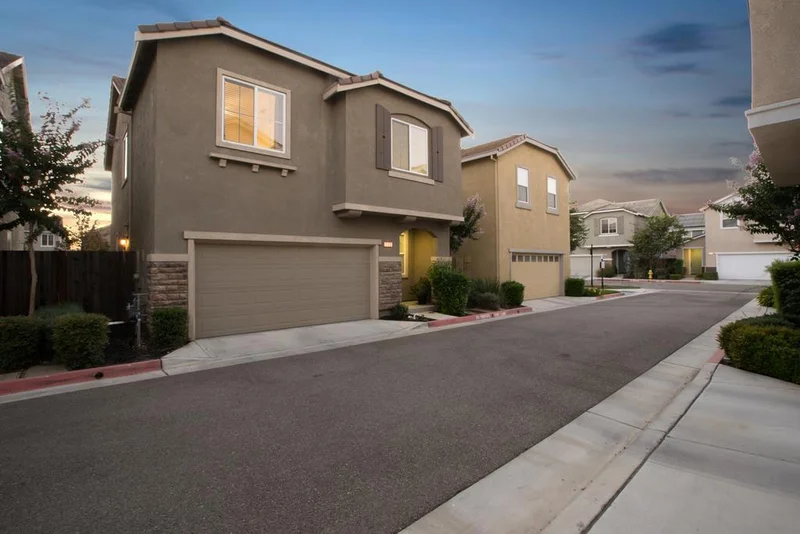 100 Sturla, Gilroy, CA 95020