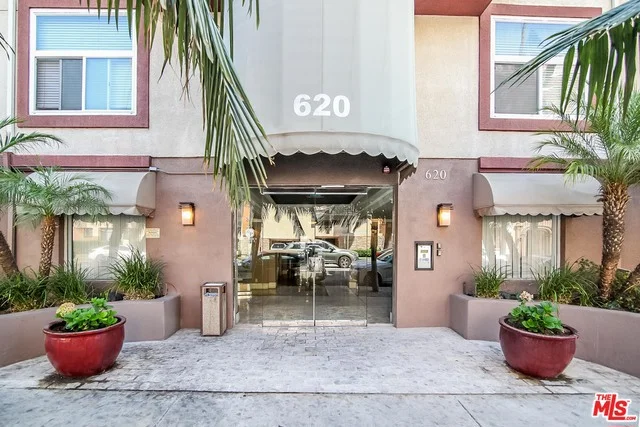620 Gramercy #309, Los Angeles, CA 90005