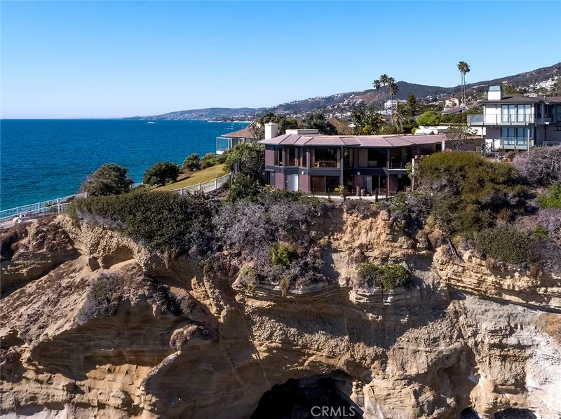 3 La Senda, Laguna Beach, CA 92651