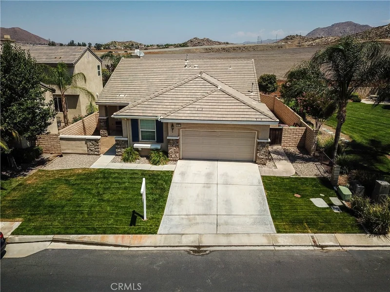 29810 Cottonwood Cove, Menifee, CA 92584
