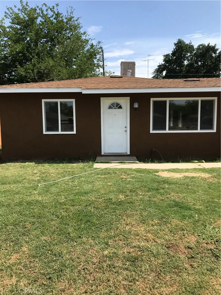 1223 Santa Fe, Merced, CA 95340