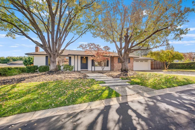 119 Newell, Los Gatos, CA 95032
