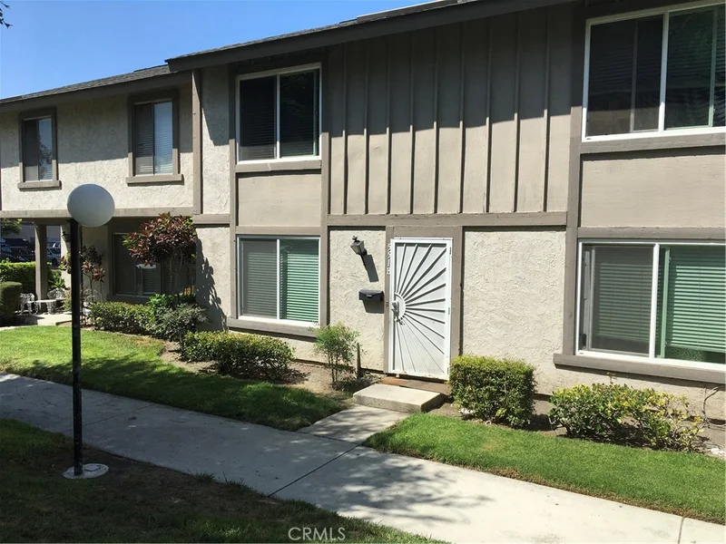 551 Alton #B, Santa Ana, CA 92707