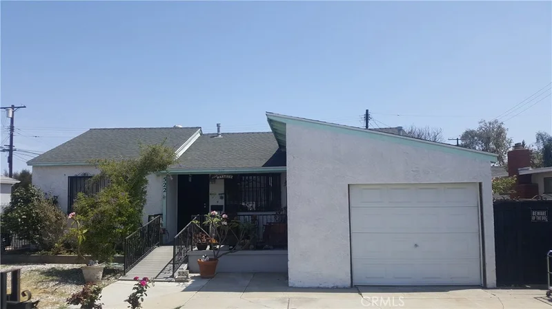 522 E, Wilmington, CA 90744
