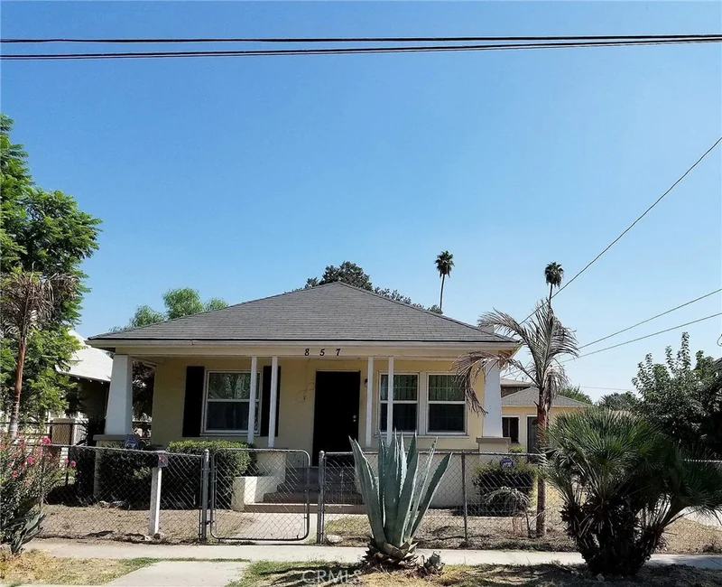 857 Mayfield, San Bernardino, CA 92401