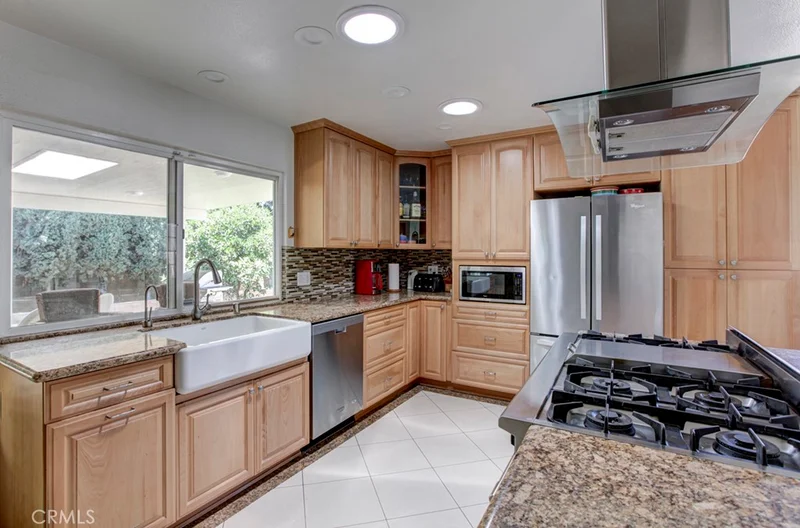 2534 Brynwood, Santa Ana, CA 92705