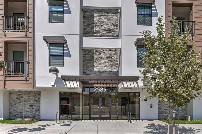 2585 El Camino Real #203, Santa Clara, CA 95051