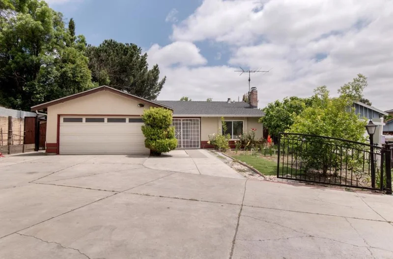 296 Esmeralda, San Jose, CA 95116
