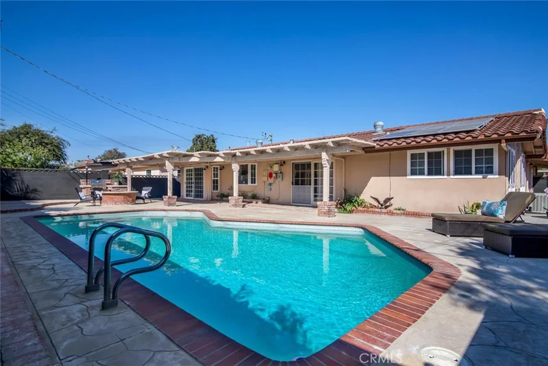 11271 Weatherby, Rossmoor, CA 90720