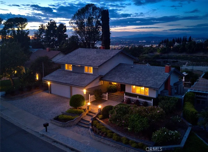 2945 Lake Hill, Orange, CA 92867