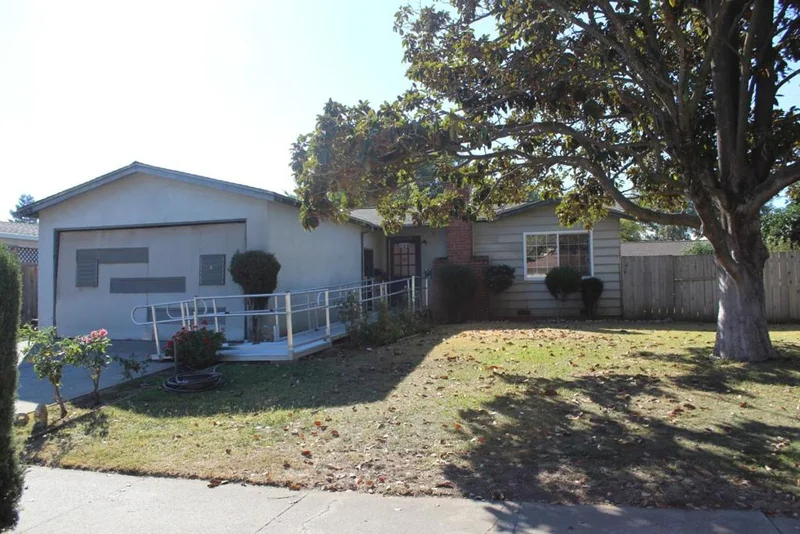 560 Arnold, Gilroy, CA 95020