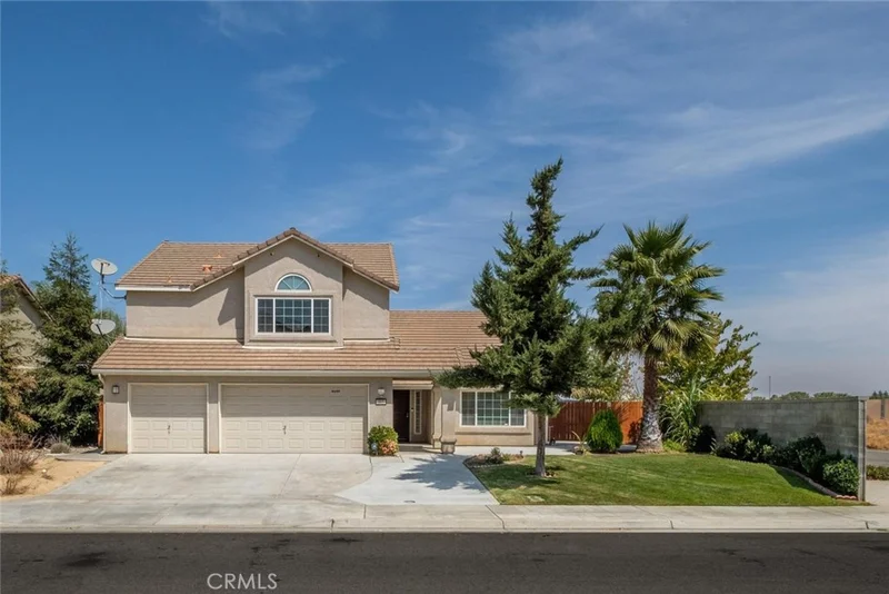 865 Macadamia, Madera, CA 93637