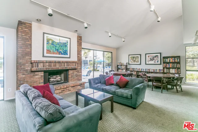 8512 Tuscany #201, Playa Del Rey, CA 90293