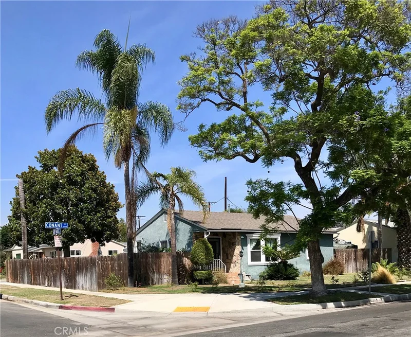 5133 Conant, Long Beach, CA 90808