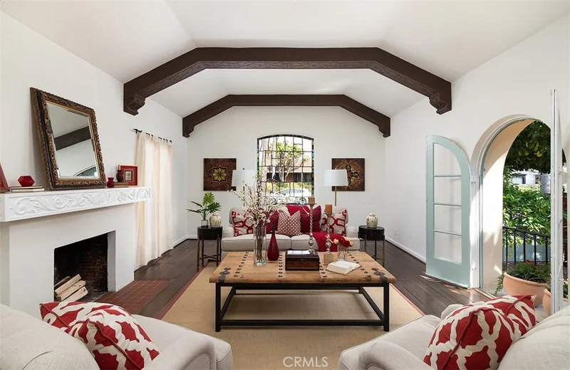 1159 Alvira, Los Angeles, CA 90035