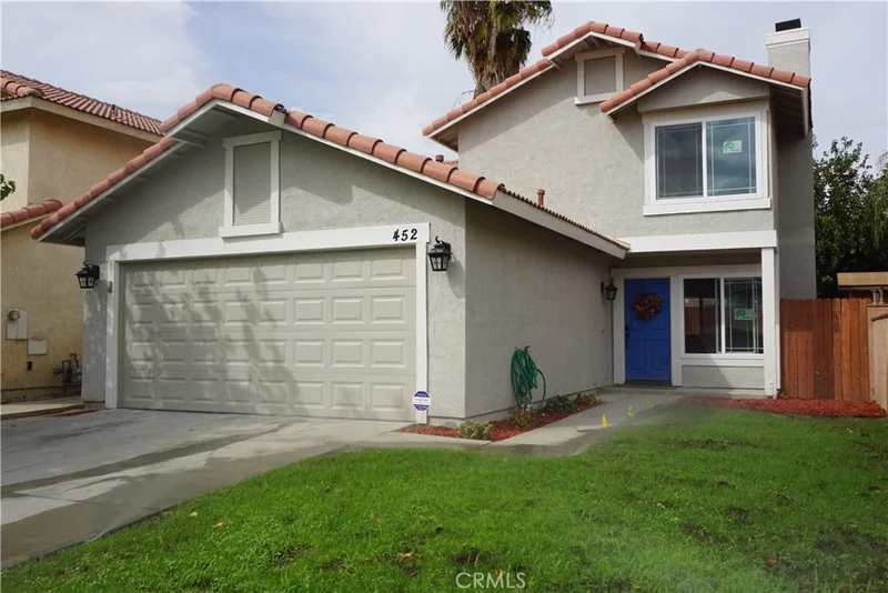452 Feliz, Perris, CA 92571
