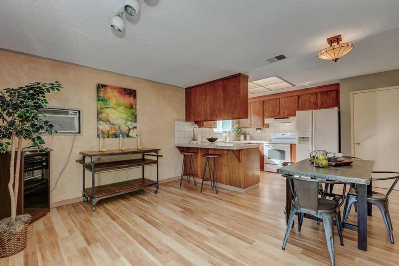 1160 Lago Court, San Jose, CA 95121