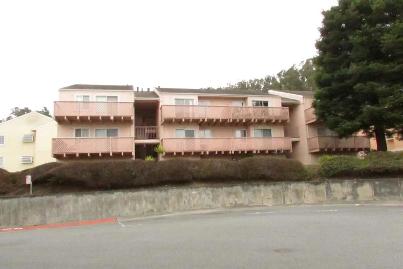 1018 San Gabriel #521, Daly City, CA 94014