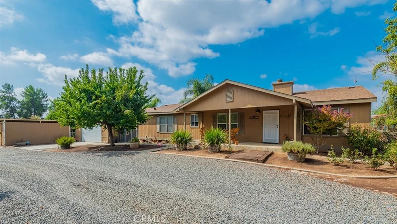 25307 Charina, Homeland, CA 92548