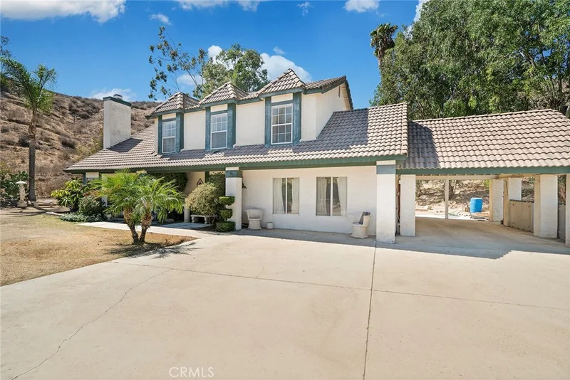 11882 Ann Arbor, Riverside, CA 92505