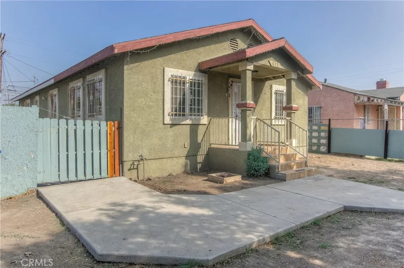 617 105th, Los Angeles, CA 90002