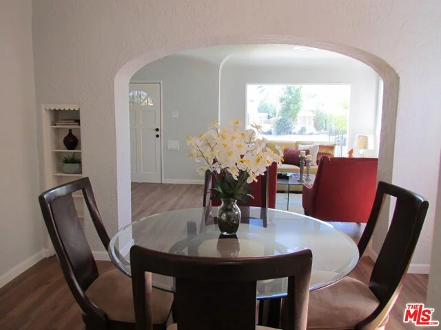 1851 64th, Los Angeles, CA 90047