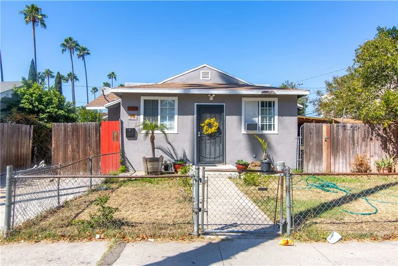1153 20th, Long Beach, CA 90806