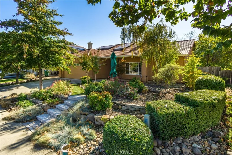 295 Saint Augustine, Chico, CA 95928