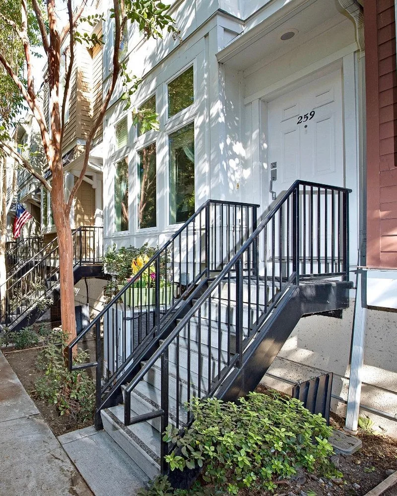 259 Kentdale, San Jose, CA 95126