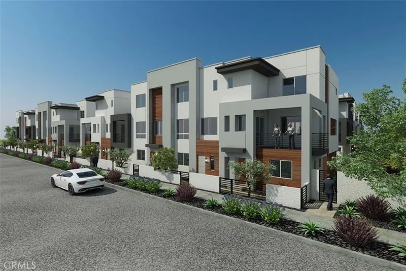 7946 Telegraph, Downey, CA 90240