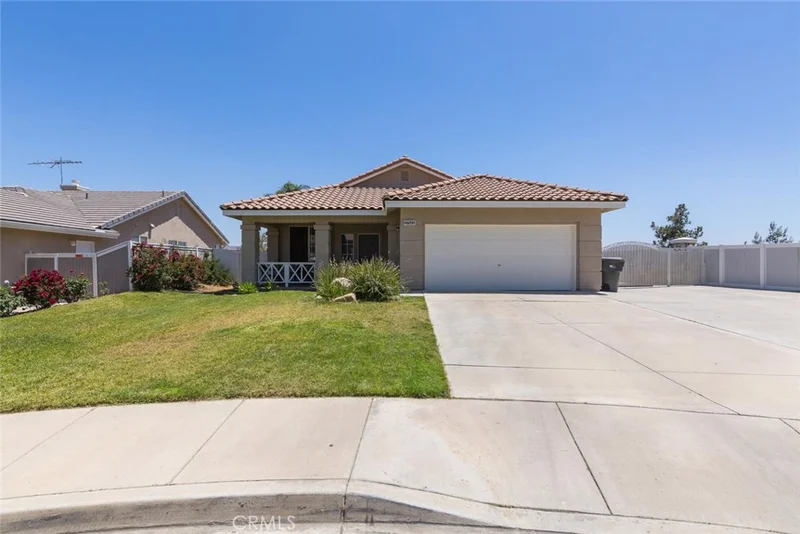27522 Fallbrook, Corona, CA 92883