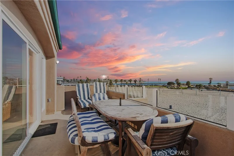 2707 Ocean Front, San Diego, CA 92109