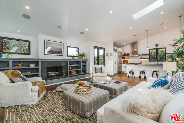 3000 Stanford, Venice, CA 90292