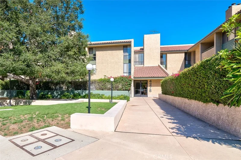 4275 Via Arbolada #303, Los Angeles, CA 90042