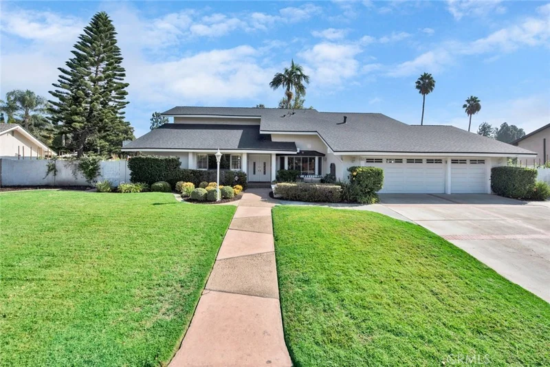10262 Camden, Villa Park, CA 92861
