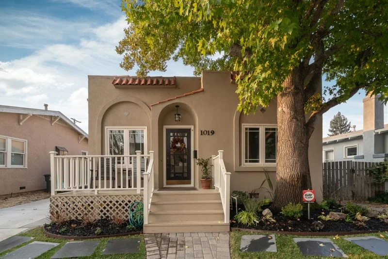 1019 Chula Vista, Burlingame, CA 94010