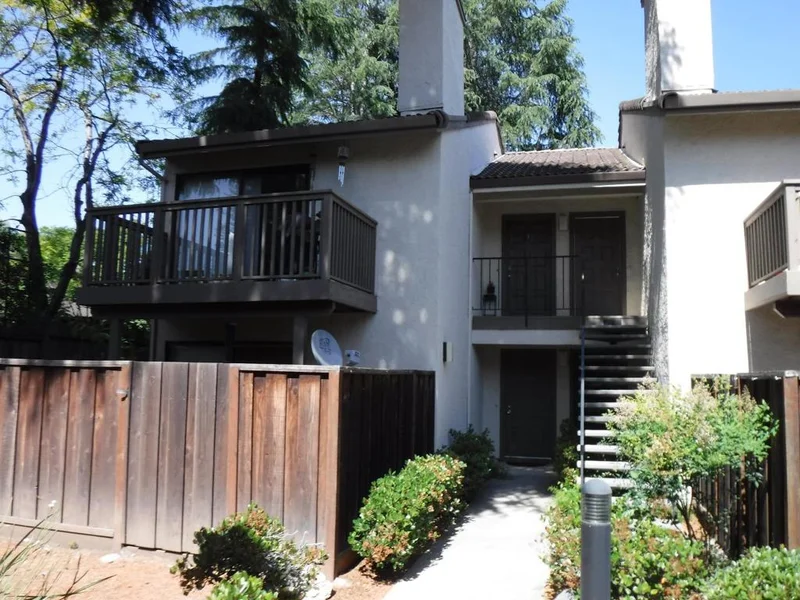 771 Williamsburg Way B, Gilroy, CA 95020