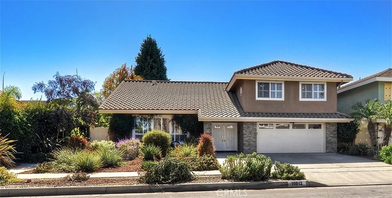 10212 Jon Day, Huntington Beach, CA 92646