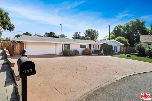 777 Calle Naranjo, Thousand Oaks, CA 91360