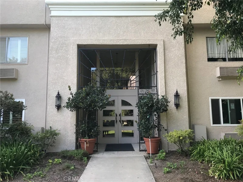 5499 Paseo Del Lago #1B, Laguna Woods, CA 92637