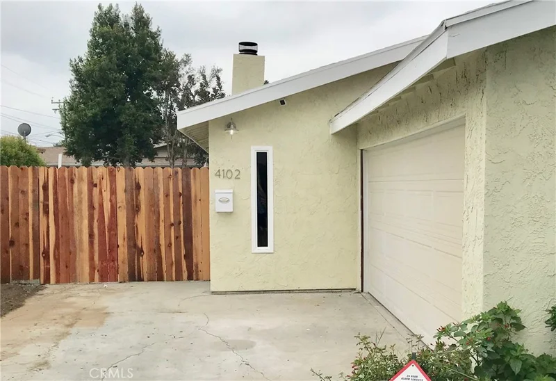 4102 111th, Inglewood, CA 90304