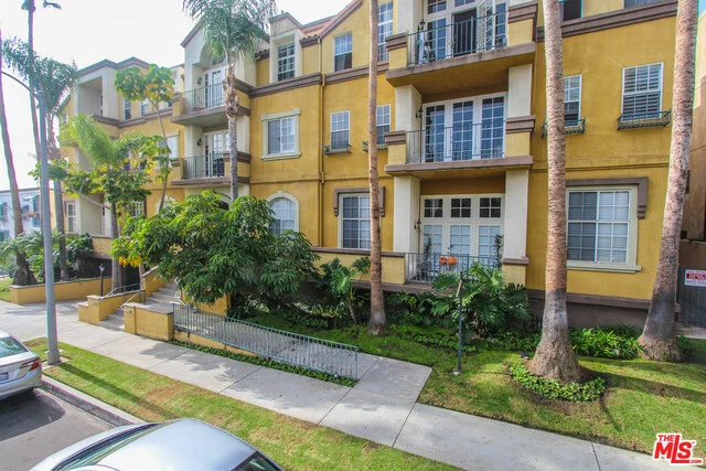 1225 Armacost #103, Los Angeles, CA 90025